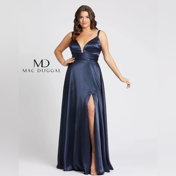 Mac Duggal 49044 NWT Satin Navy V Neck Gown - Picture 1 of 5